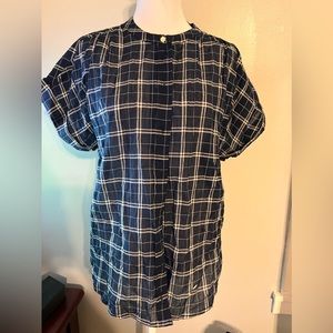 GAP SZ M GINGHAM PLAID SHIRT BLUE N WHITE BUTTONS SS TOP WOMEN E4. NWT